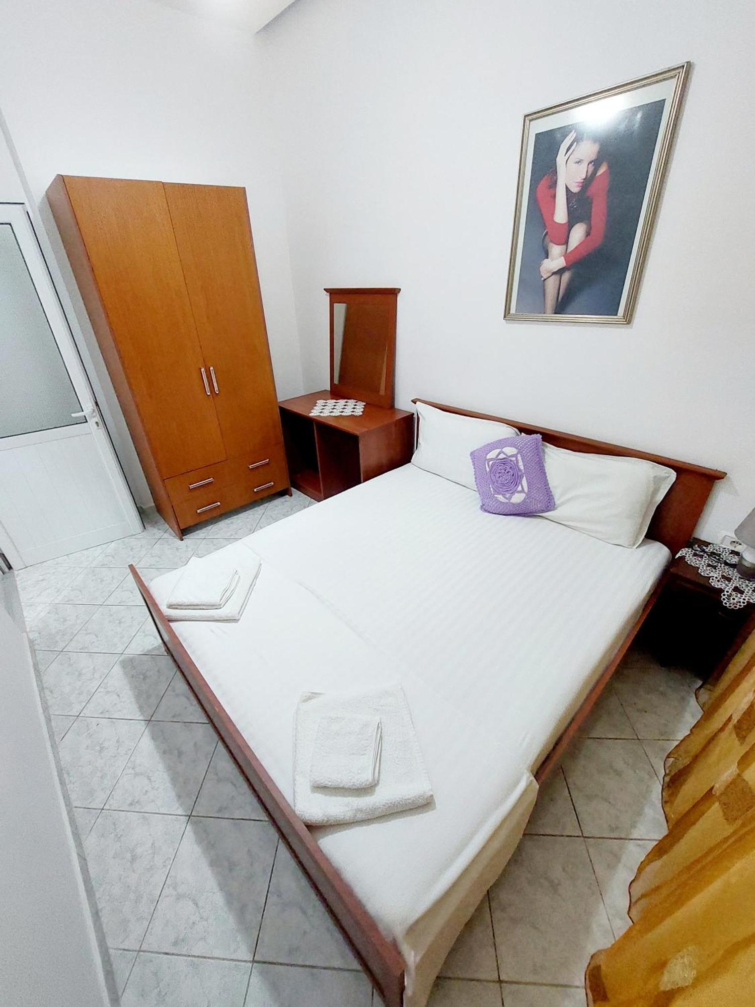Makla Apartment
